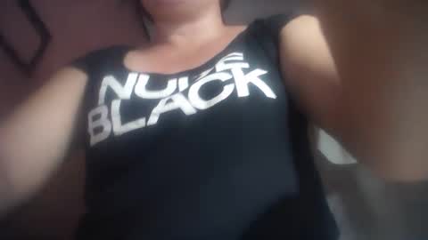 Snapshot of hotmatureladyxxx chatting on October 2025 03:02:02 PM hotmatureladyxxx online show from October 2025 03:02:02 PM