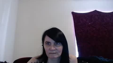 hotmodel1984 online show from December 2024 08:36:02 PM