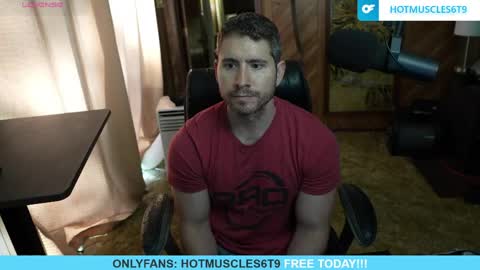 hotmuscles6t9 online show from April 2026 02:20:01 PM