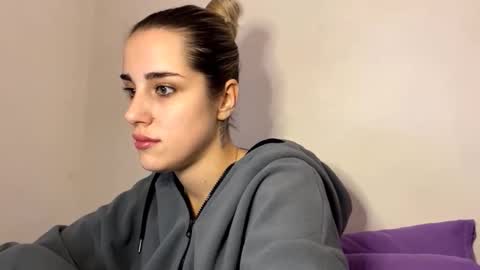 hotmusex online show from October 2025 02:21:02 PM