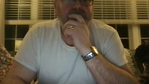 Snapshot of hotndirty72 chatting on February 2025 05:15:02 AM hotndirty72 online show from February 2025 05:15:02 AM