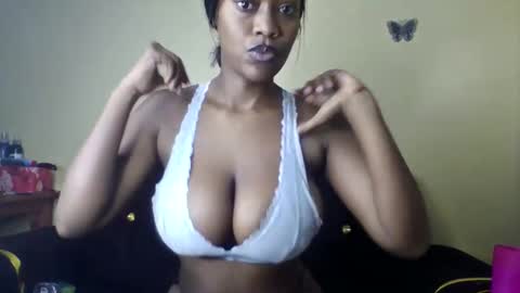 Snapshot of hotpussy712899 chatting on May 2026 01:27:02 PM hotpussy online show from May 2026 01:27:02 PM