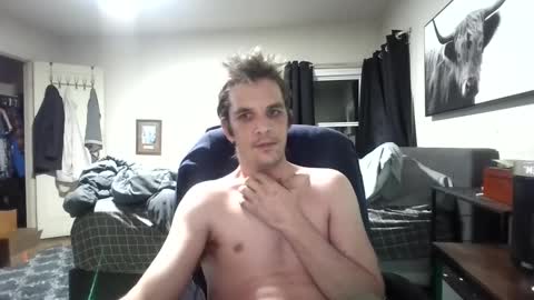 Snapshot of hotslimboy24 chatting on January 2025 05:30:02 AM sexy mark online show from January 2025 05:30:02 AM