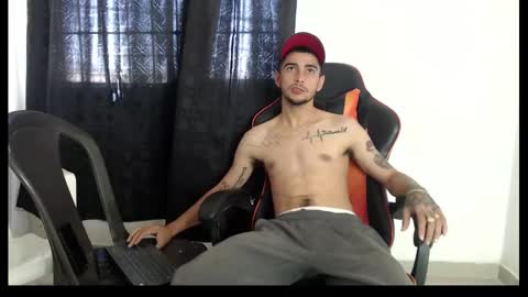 Snapshot of hotsteel420 chatting on February 2025 02:11:02 PM hotsteel420 online show from February 2025 02:11:02 PM