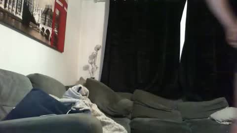 Mark online show from October 2025 03:12:01 PM