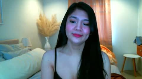 Snapshot of hotsweetangel00 chatting on September 2025 03:11:02 AM Sweet Angel online show from September 2025 03:11:02 AM