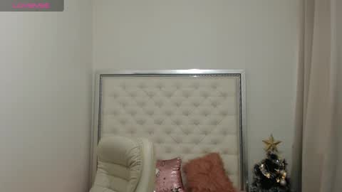 Eryka online show from December 2024 07:25:02 AM