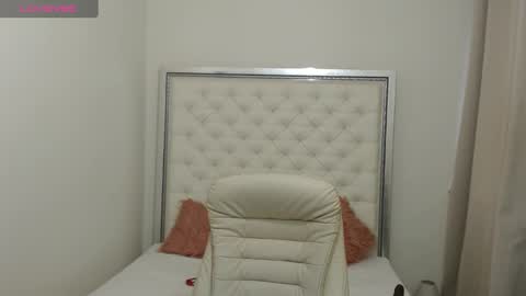 Eryka online show from January 2025 10:28:01 AM