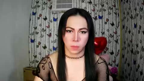 Snapshot of hott_summerr chatting on February 2025 08:20:01 AM Alex Summer online show from February 2025 08:20:01 AM