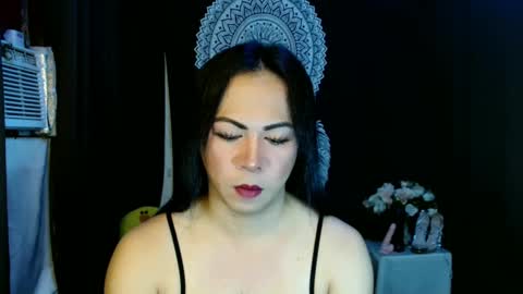 Snapshot of hott_summerr chatting on February 2025 02:48:01 PM Alex Summer online show from February 2025 02:48:01 PM