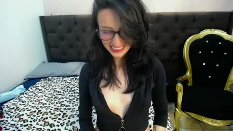 Snapshot of hottcandy21 chatting on December 2024 08:18:01 PM HottCandy21 online show from December 2024 08:18:01 PM