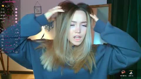 hello Im Eva online show from January 2025 08:32:02 AM