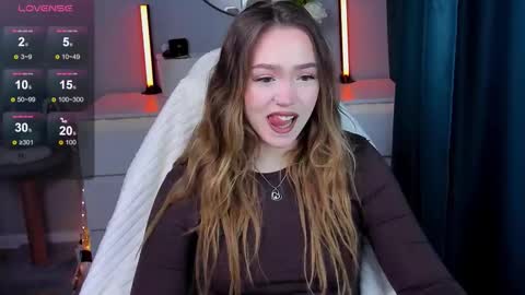 hello Im Eva online show from October 2025 08:24:02 AM