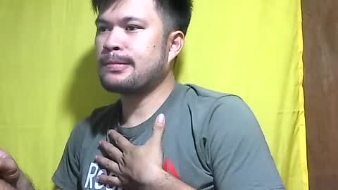 HottestPinoy32 online show from July 2026 12:42:02 PM