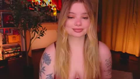 Snapshot of hottie_jane chatting on October 2025 08:07:02 PM Jane online show from October 2025 08:07:02 PM