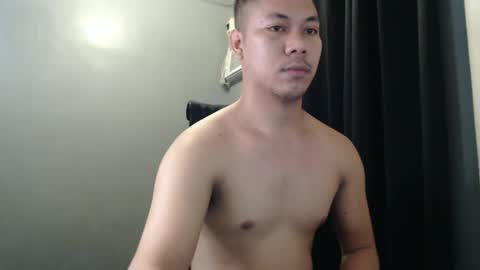 hottie_kyle69 online show from June 2026 02:40:01 AM