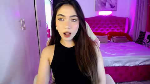 LEXIE- dont forget to give me thumbs up online show from February 2025 05:08:01 AM