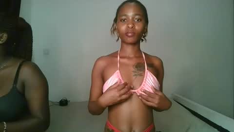 hottie_mistie online show from April 2026 09:19:01 PM