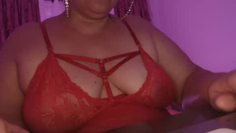 sweetie Aunt online show from October 2025 07:03:01 PM