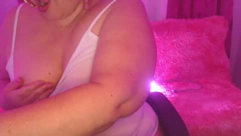 sweetie Aunt online show from October 2025 07:47:01 PM