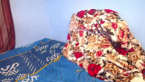 independent Model online show from April 2026 07:00:02 AM