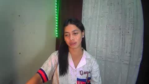 Snapshot of hottiescummerx chatting on December 2024 08:58:02 PM N I C A online show from December 2024 08:58:02 PM