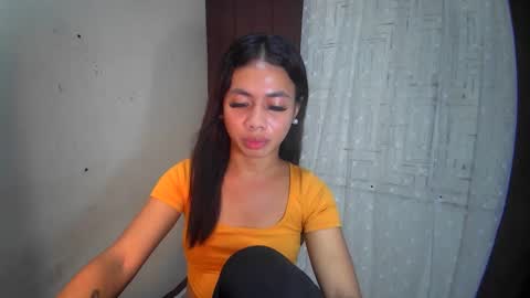 Snapshot of hottiescummerx chatting on December 2024 04:37:02 AM N I C A online show from December 2024 04:37:02 AM