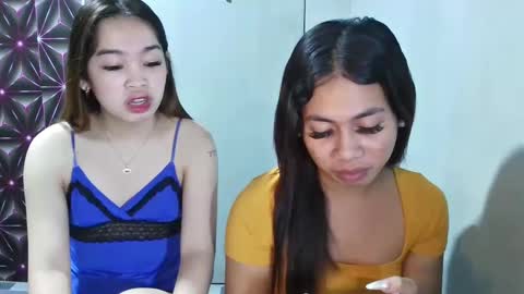 Snapshot of hottiescummerx chatting on February 2025 03:57:02 PM N I C A online show from February 2025 03:57:02 PM