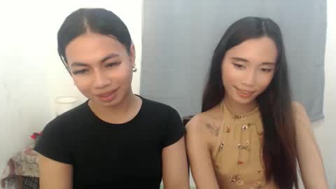 Snapshot of hottiescummerx chatting on September 2025 09:00:02 AM N I C A online show from September 2025 09:00:02 AM