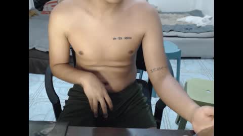 hottiestunlee online show from September 2025 04:45:02 AM