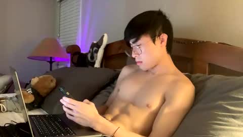 hottiewithabody101 online show from March 2026 01:40:02 PM