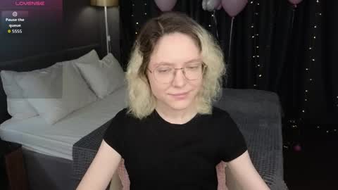 Kori online show from March 2026 05:41:02 AM