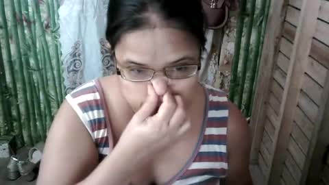 hotty_babex online show from July 2026 06:33:03 AM