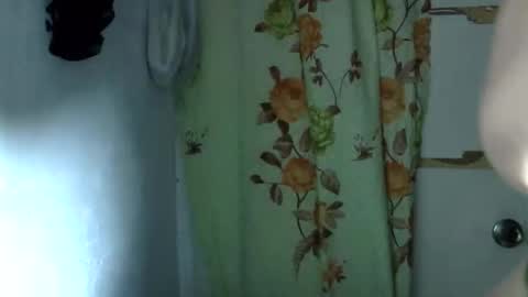 hottycrissy4u online show from May 2026 03:01:02 AM