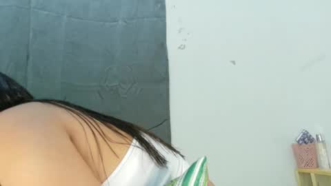 Snapshot of hotwild_girl chatting on September 2025 09:54:01 AM hotwild_girl online show from September 2025 09:54:01 AM