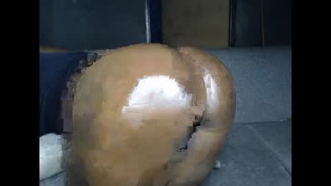 Snapshot of hotypussy95 chatting on February 2026 04:05:02 AM hotypussy95 online show from February 2026 04:05:02 AM