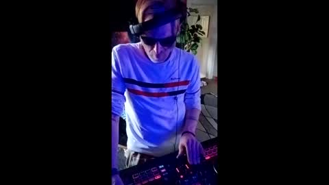 SeanPatrick online show from April 2026 12:20:01 PM