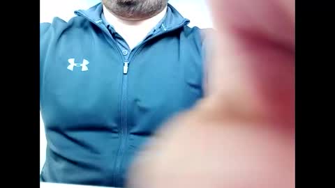 houskji8 online show from October 2025 07:28:01 AM