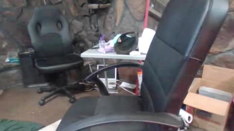 Snapshot of houstonbored chatting on November 2025 10:19:02 PM houstonbored online show from November 2025 10:19:02 PM