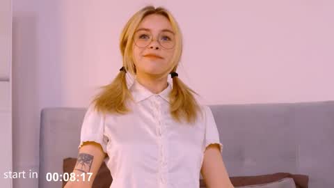 ash. see u on sunday online show from September 2025 03:45:01 PM