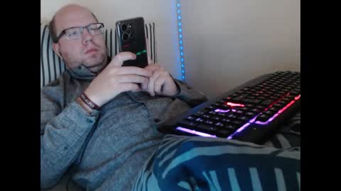 Snapshot of hoyboydkk chatting on April 2026 08:18:01 AM Christian online show from April 2026 08:18:01 AM