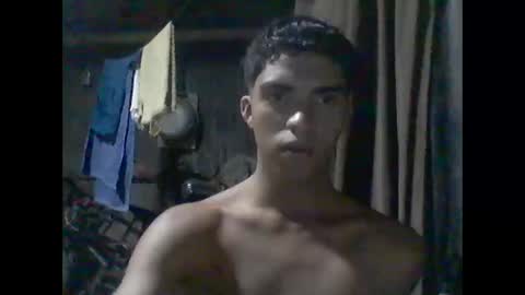 hoyosa035 online show from April 2026 03:28:01 AM