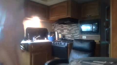 hoytme online show from September 2025 11:23:02 AM