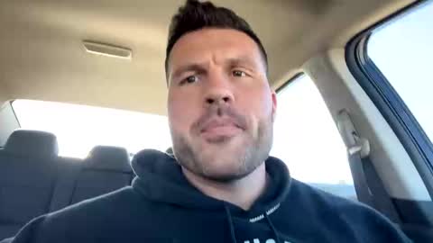 Snapshot of hubbyndirtywifey chatting on November 2025 03:01:02 PM hubbyndirtywifey online show from November 2025 03:01:02 PM