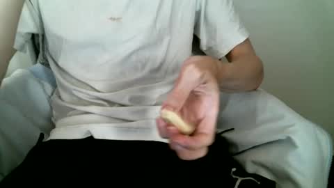 Snapshot of hug_me chatting on October 2025 10:52:02 AM Keanu online show from October 2025 10:52:02 AM