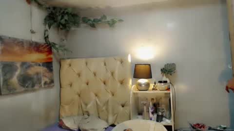 hugecock_caramel online show from April 2026 09:08:01 AM