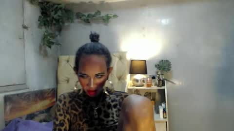 hugecock_caramel online show from May 2026 11:18:01 AM