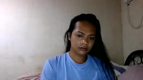 hugecockasian33 online show from June 2026 12:51:01 PM