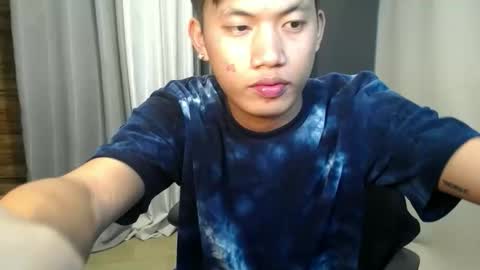 hugecockjames09 online show from October 2025 10:46:02 AM