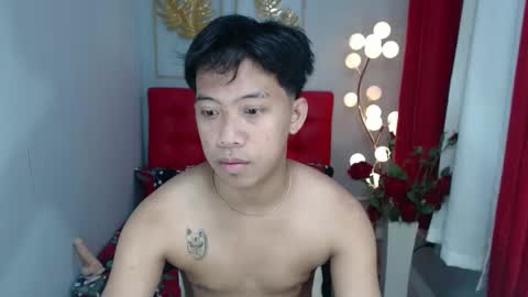 hugecockmiro online show from February 2025 11:16:02 AM